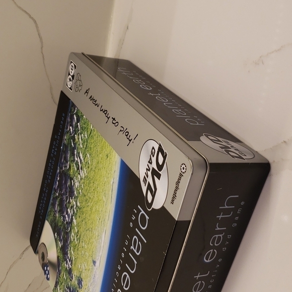 Imagination DVD Game Planet Earth the Interactive DVD Game 9.5" x 9.5" … - Picture 4 of 9